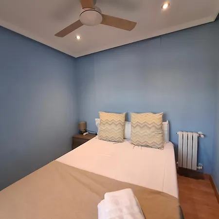 Luna - Disfruta De En Piso Con Terraza En El Casco Historico 아파트 *